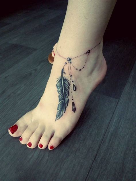 tatuajes para el pie de mujer|Ideas bellas de tatuajes en pies para mujeres